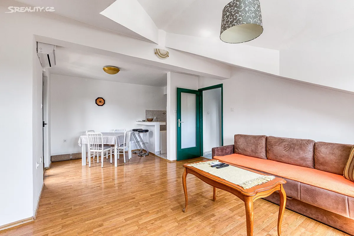 Prodej bytu 2+kk 44 m², Budva