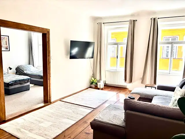 Prodej ubytovacího zařízení 417 m², Písek – náhled fotky 1