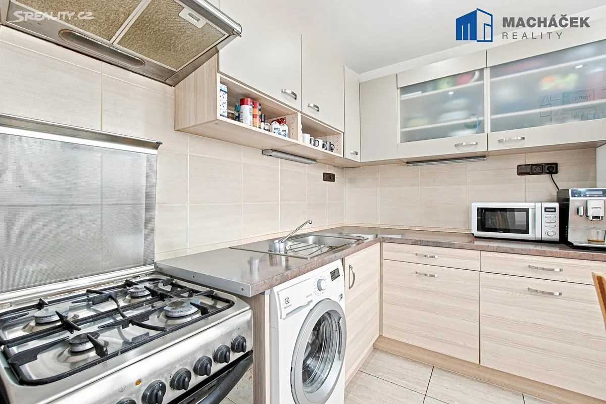 Prodej bytu 4+1 86 m² – pohled 3