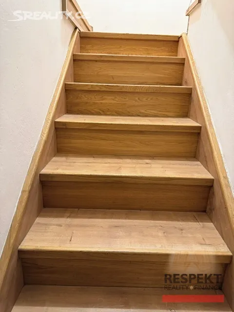 Prodej rodinného domu 204 m², pozemek 375 m² – další