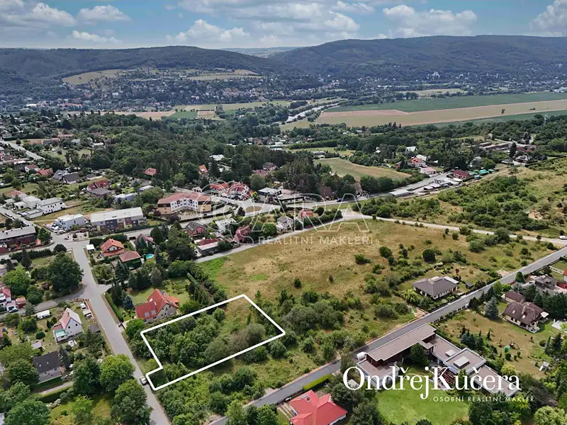 Prodej stavebního pozemku 1593 m², Černošice – náhled fotky 2