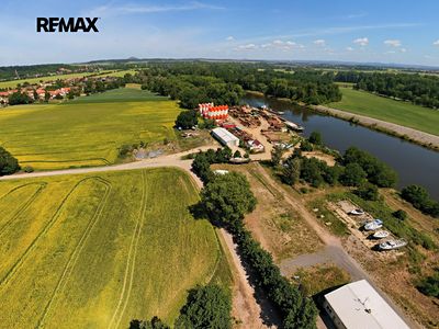 Pronájem pozemku 3300 m²
