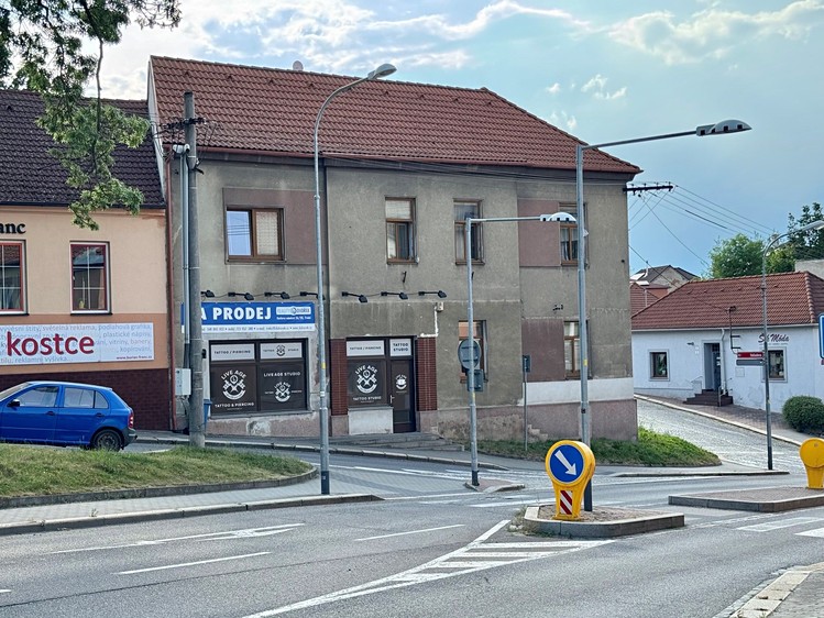 Комерційне приміщення на продаж, 295 м² (1 з 21)