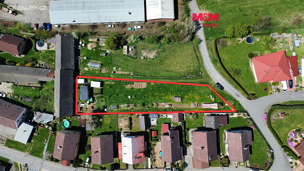 Prodej stavebního pozemku 1496 m², Puklice