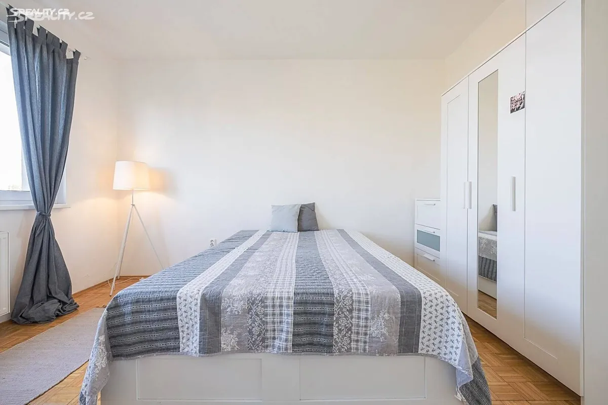 Prodej bytu 2+1 57 m² - Więcej