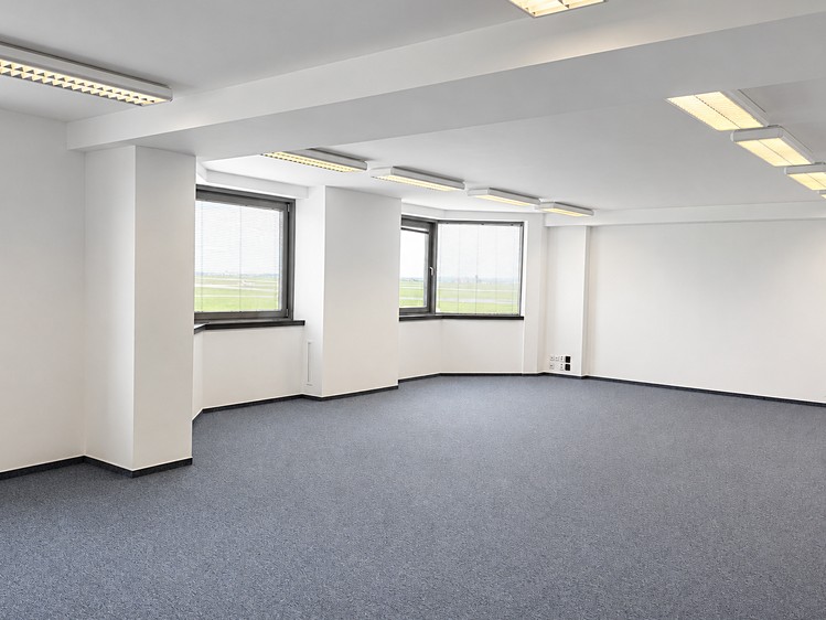 Комерційне приміщення в оренду, 100 м² (4 з 5)