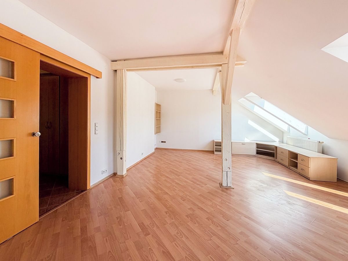 Pronájem bytu 3+kk 105 m²