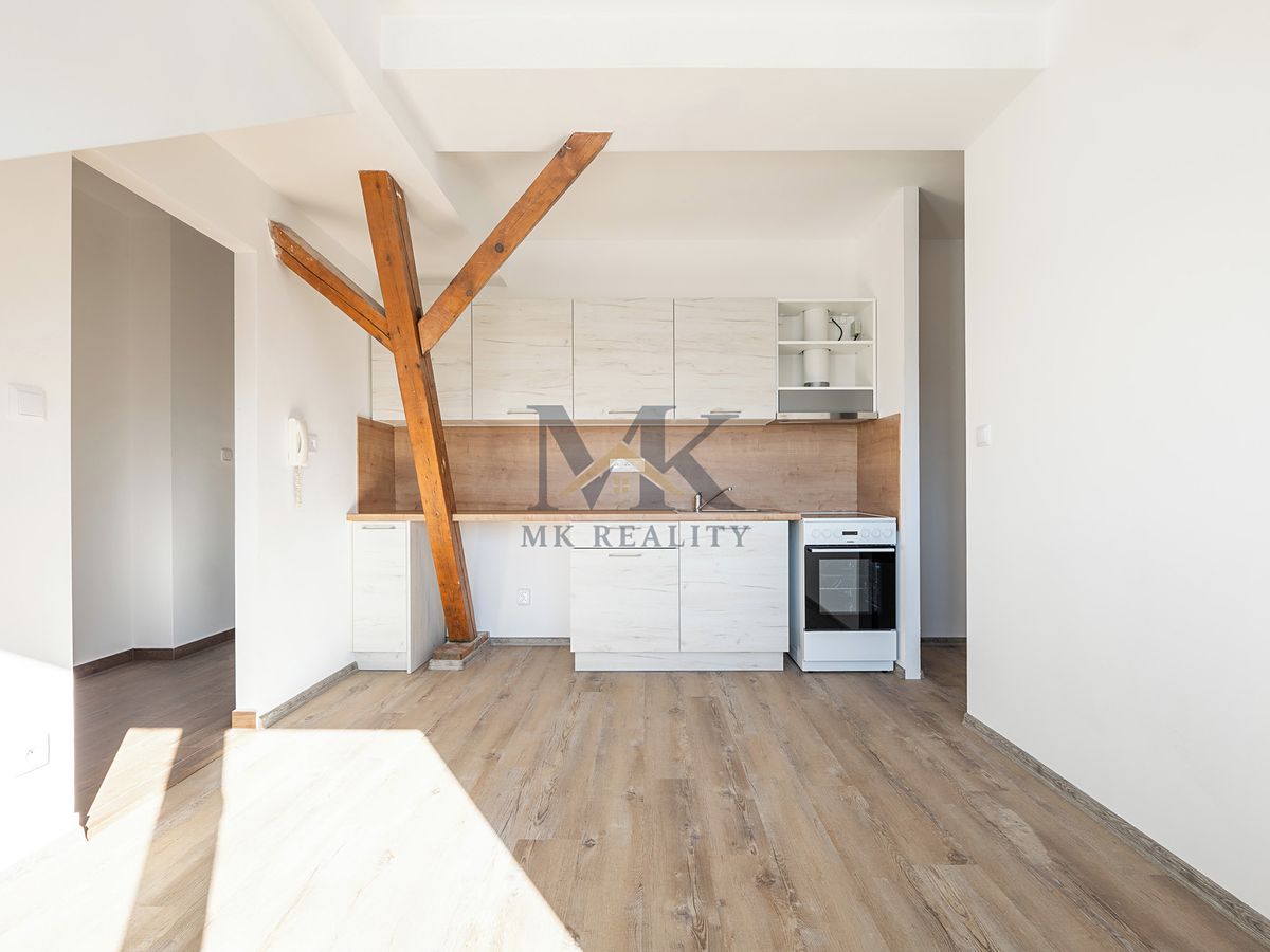 Pronájem bytu 2+kk 32 m²