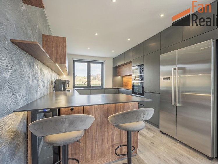 Prodej domu, 210 m² (4 z 47)