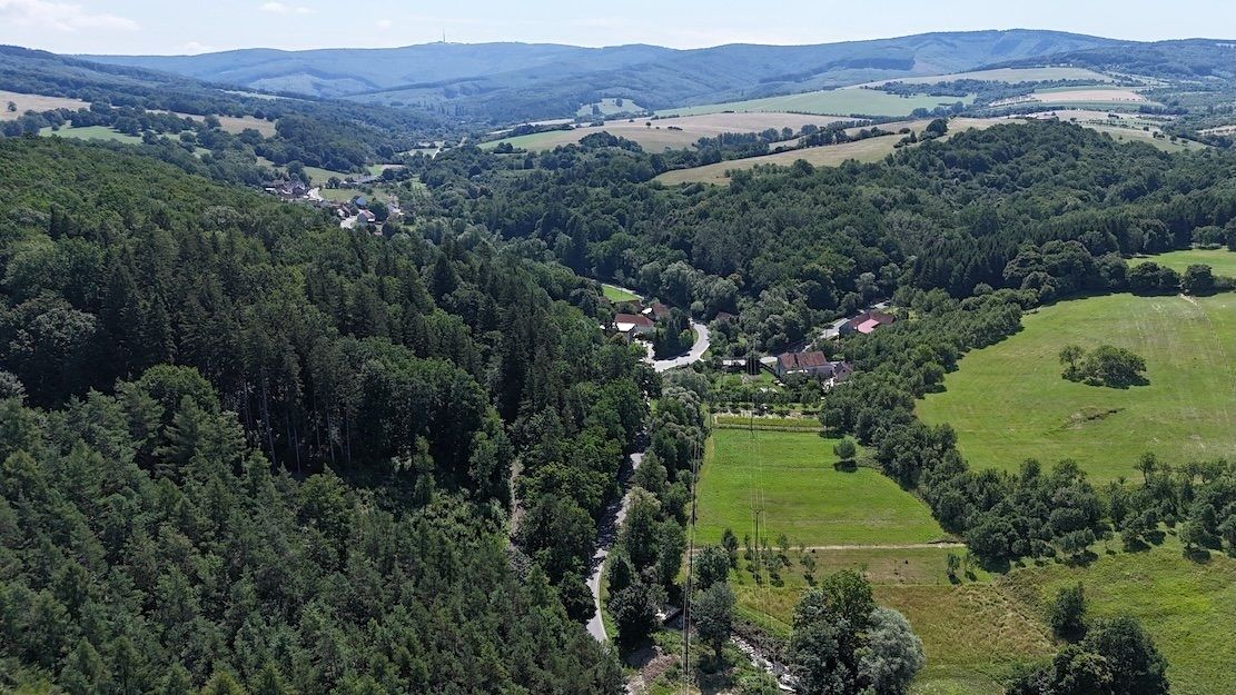 Prodej pozemku 1649 m², Suchov – fotka 1 z 3