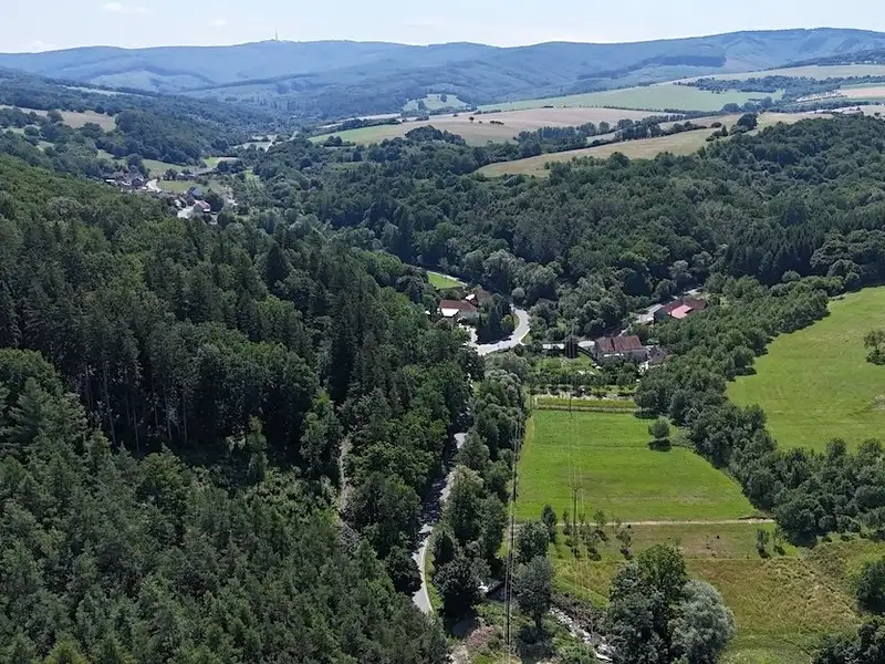 Prodej pozemku 1649 m², Suchov – náhled fotky 1