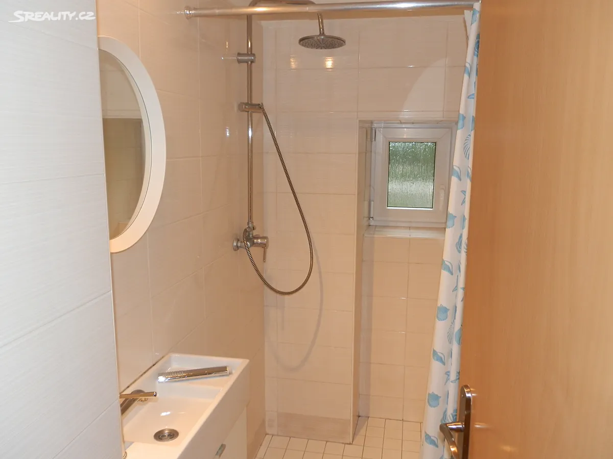 Pronájem bytu 2+kk 38 m² – pohled 5