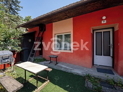 Prodej  rodinného domu 93 m², pozemek 14 m²