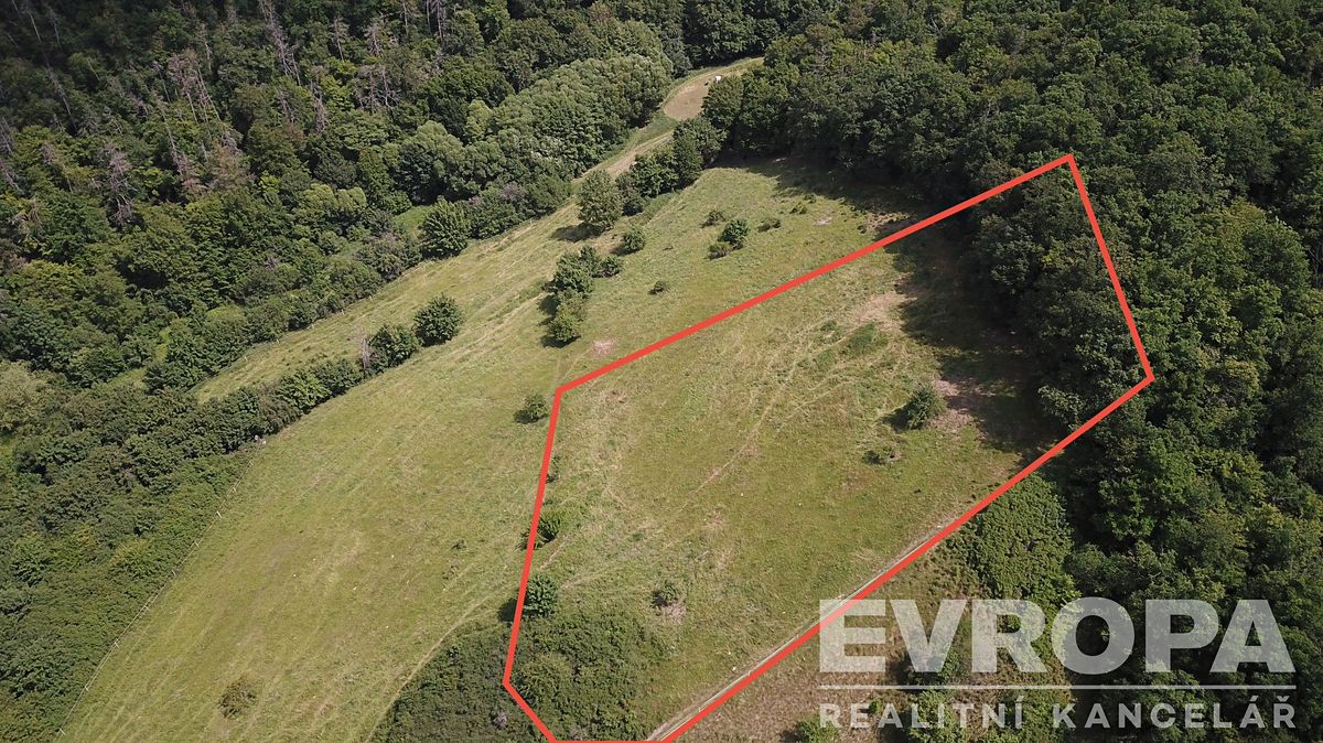 Prodej pozemku 3521 m², Beroun – fotka 1 z 3