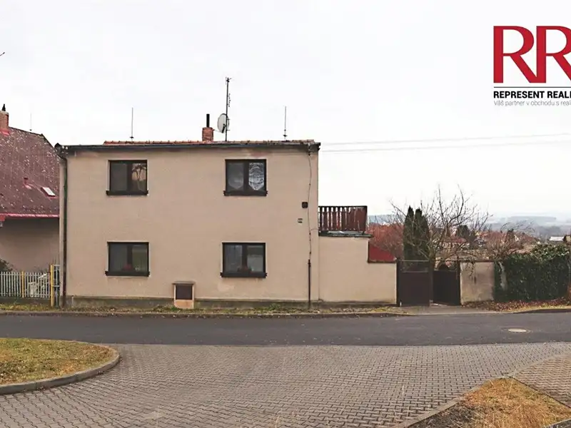 Prodej rodinného domu 210 m², pozemek 942 m², Chlumčany – náhled fotky 2