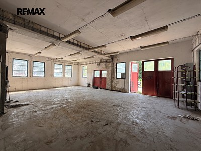 Pronájem skladového prostoru 104 m²
