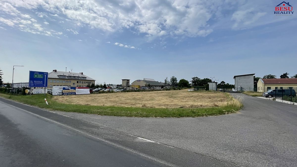 Pronájem pozemku 947 m²