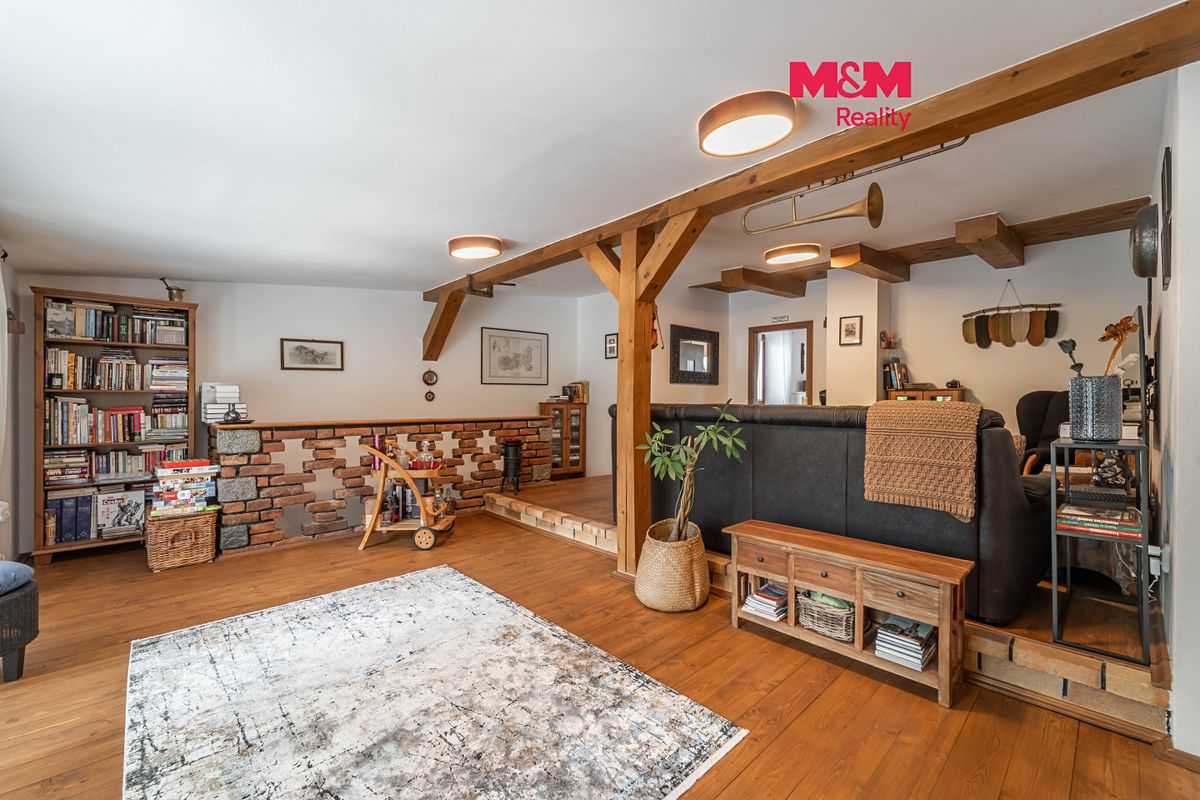 Prodej rodinného domu 169 m², pozemek 1039 m²