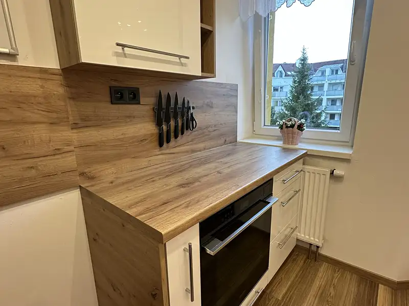 Prodej bytu 2+1 55 m², Sezemice – náhled fotky 3