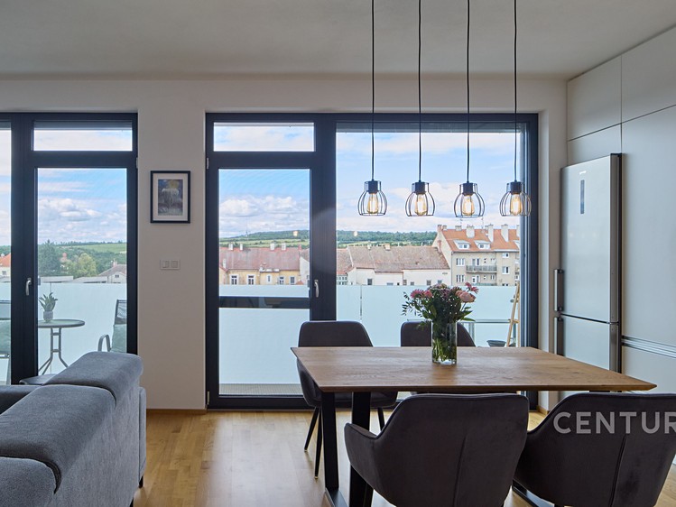 Prodej bytu 3+kk, 91 m² (3 z 20)