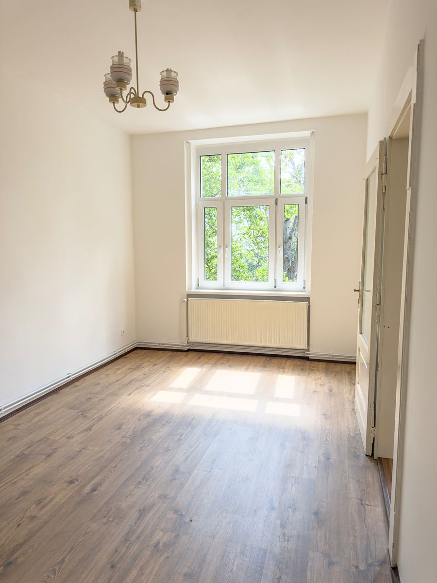 Pronájem bytu 2+1 74 m² – fotografie 4