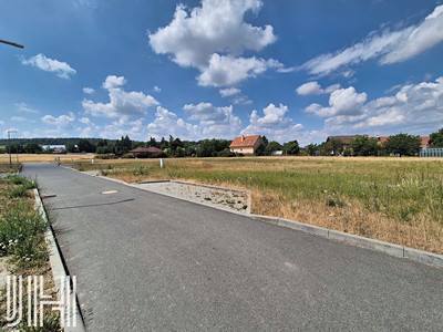 Prodej  stavebního pozemku 1 155 m²