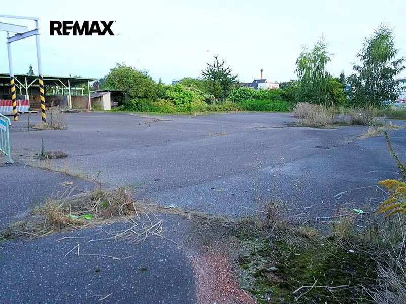 Prodej komerčního pozemku 4246 m², Hořice – náhled fotky 1
