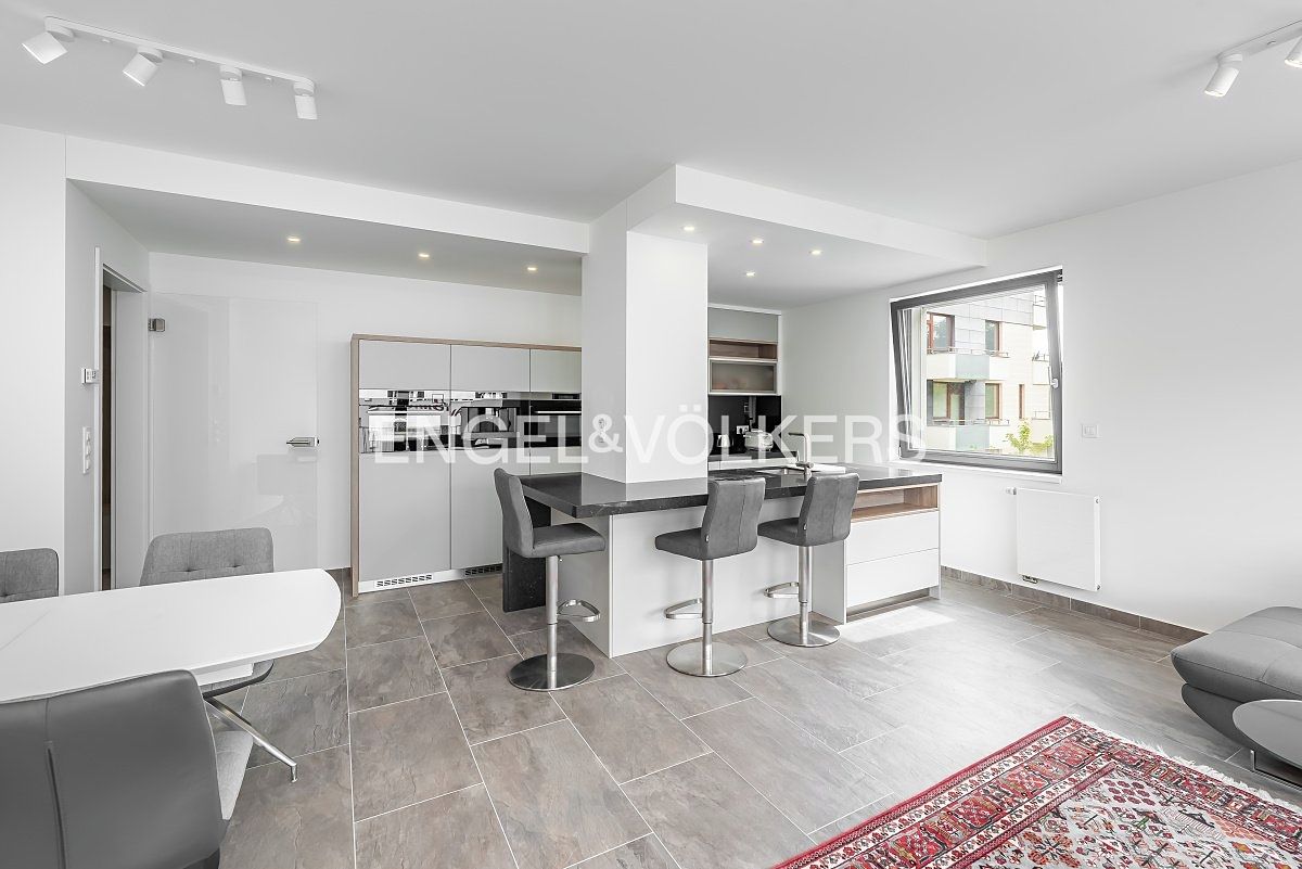 Pronájem bytu 3+kk 97 m²