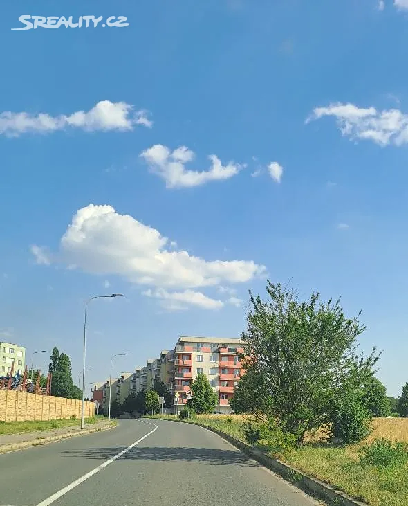 Pronájem bytu 3+kk 80 m² – pohled 3