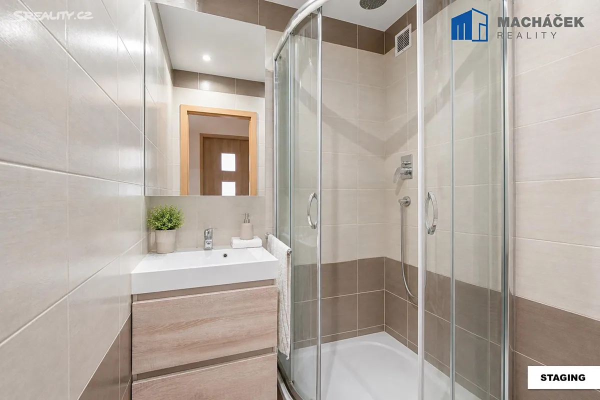 Prodej bytu 4+1 86 m² – pohled 6