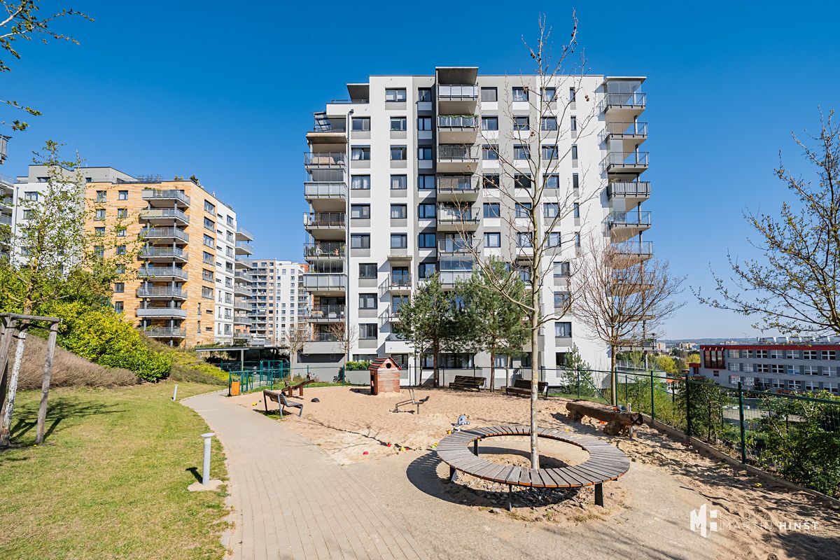 Pronájem bytu 1+kk 30 m²