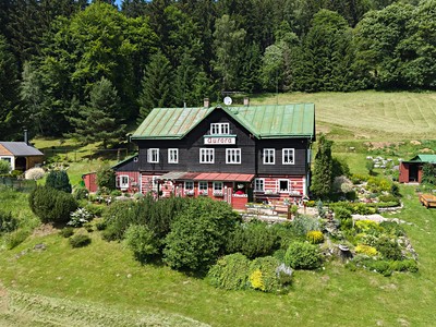 Prodej  chalupy 230 m², pozemek 10 757 m²