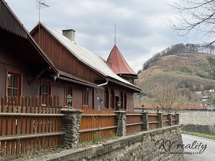 Будинок на продаж, 1 416 м² (10 з 32)