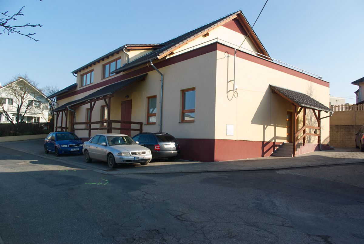 Pronájem kanceláře 615 m² – fotografie 2
