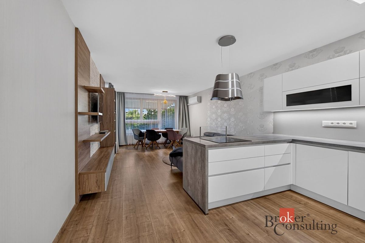 Pronájem bytu 2+kk 66 m²