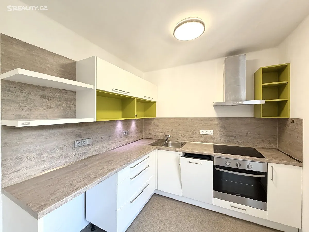 Pronájem bytu 2+1 63 m², Liberec