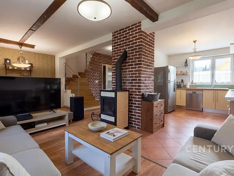 Prodej rodinného domu 112 m², pozemek 469 m², Syrovice – náhled fotky 2