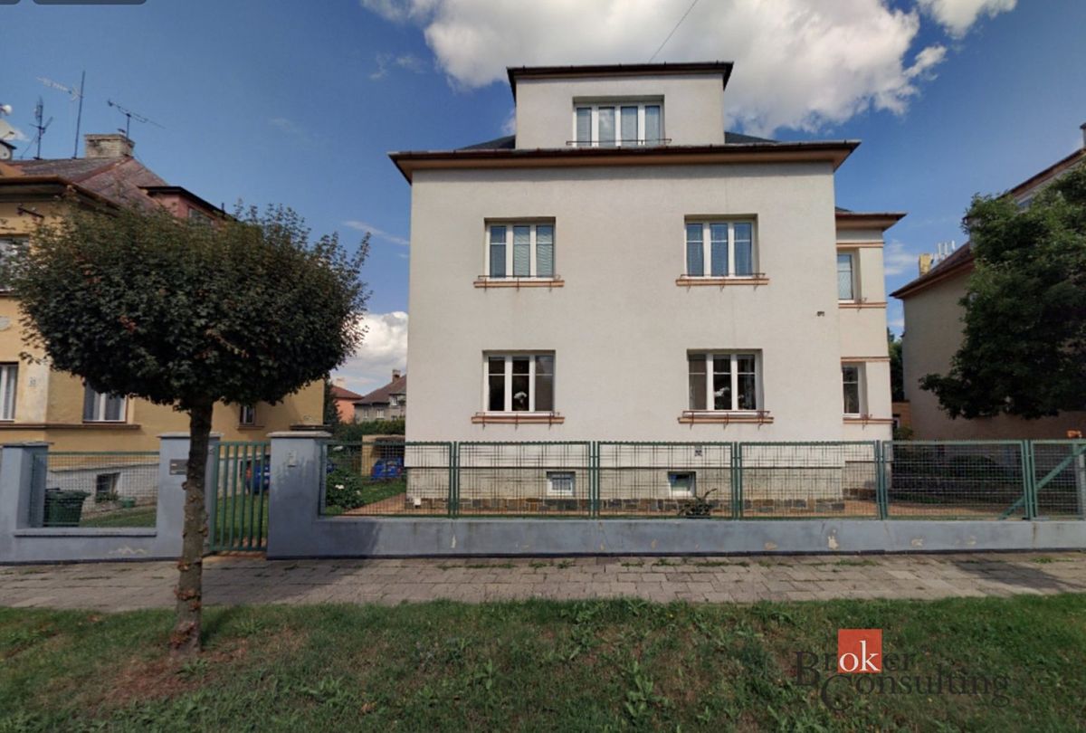 Pronájem bytu 4+1 107 m²