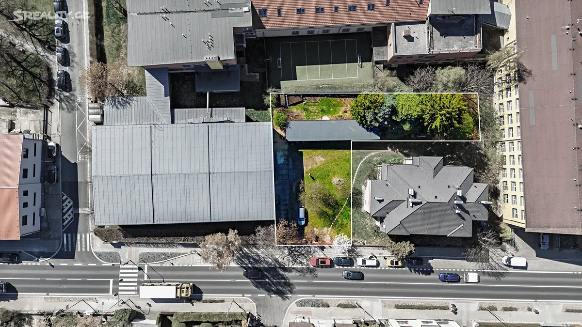 Prodej stavebního pozemku 951 m² – další