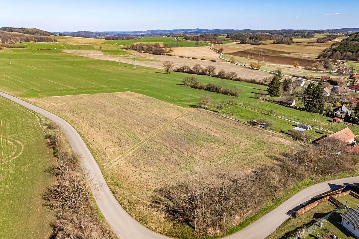 Prodej stavebního pozemku 605 m² – fotografie 4