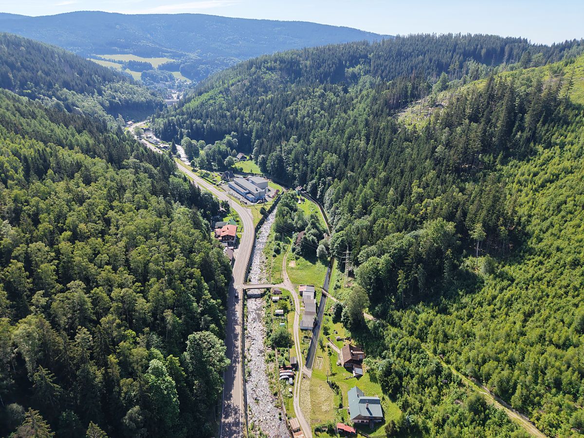 Prodej stavebního pozemku 5967 m² – fotografie 2