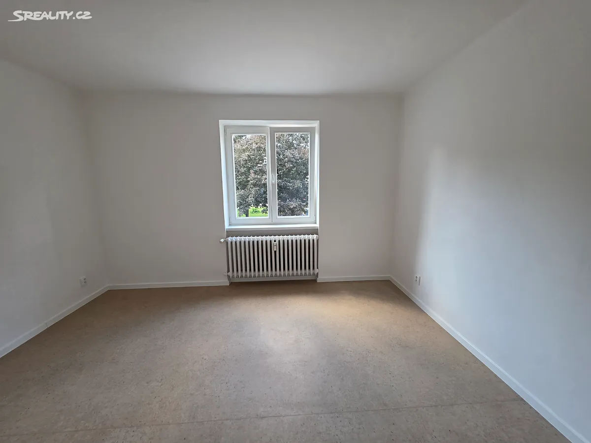 Pronájem bytu 2+1 65 m² – pohled 5