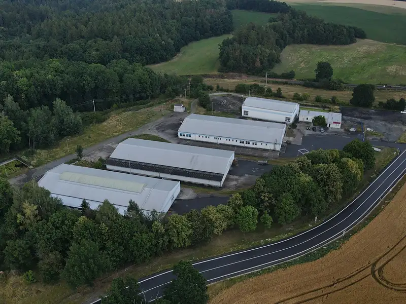 Pronájem skladového prostoru 1000 m², Vojkov – náhled fotky 1