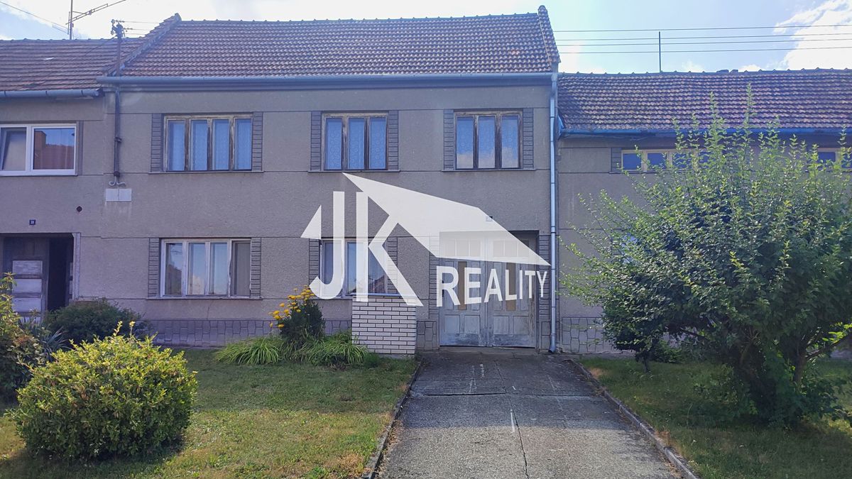 Prodej rodinného domu 220 m², pozemek 1473 m²