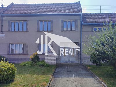 Prodej rodinného domu 220 m², pozemek 1473 m²
