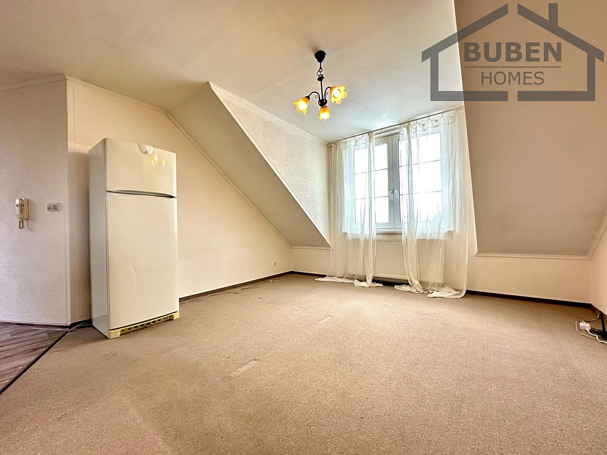 Pronájem bytu 2+kk 75 m² – fotografie 3