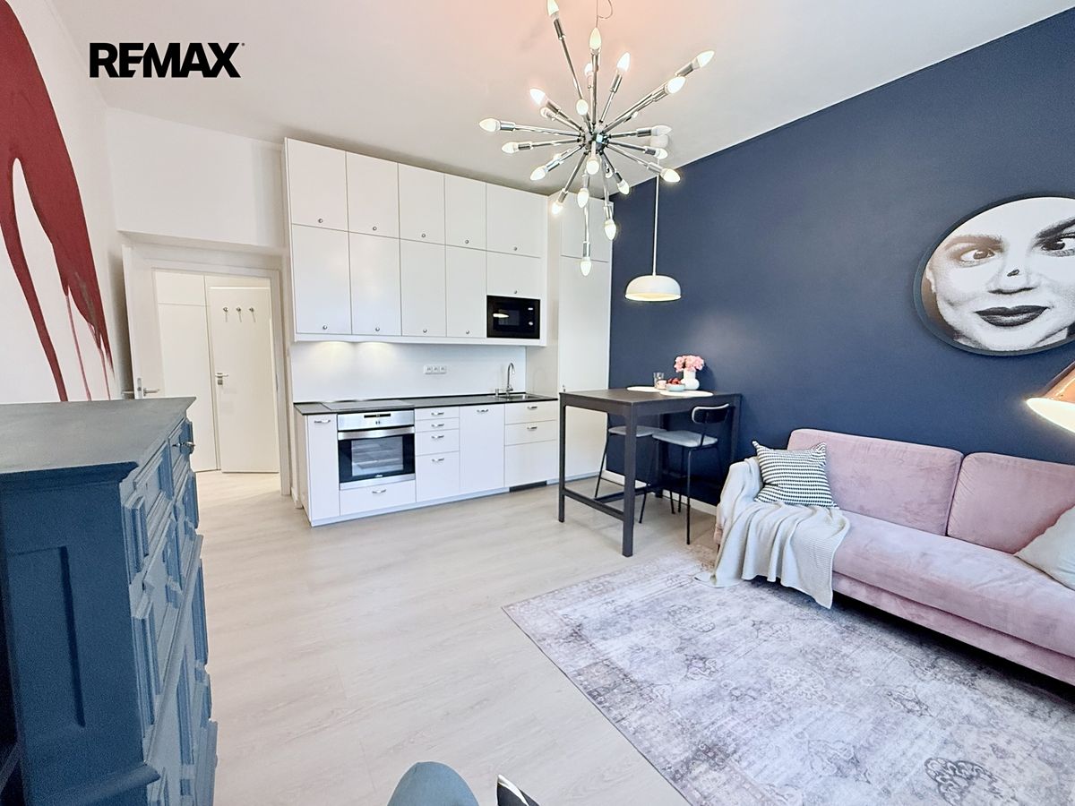 Pronájem bytu 2+kk 45 m²