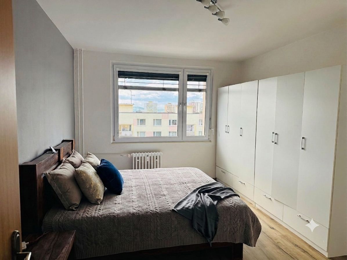 Pronájem bytu 3+1 83 m² – fotografie 2