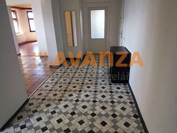 Будинок на продаж, 396 м² (10 з 39)