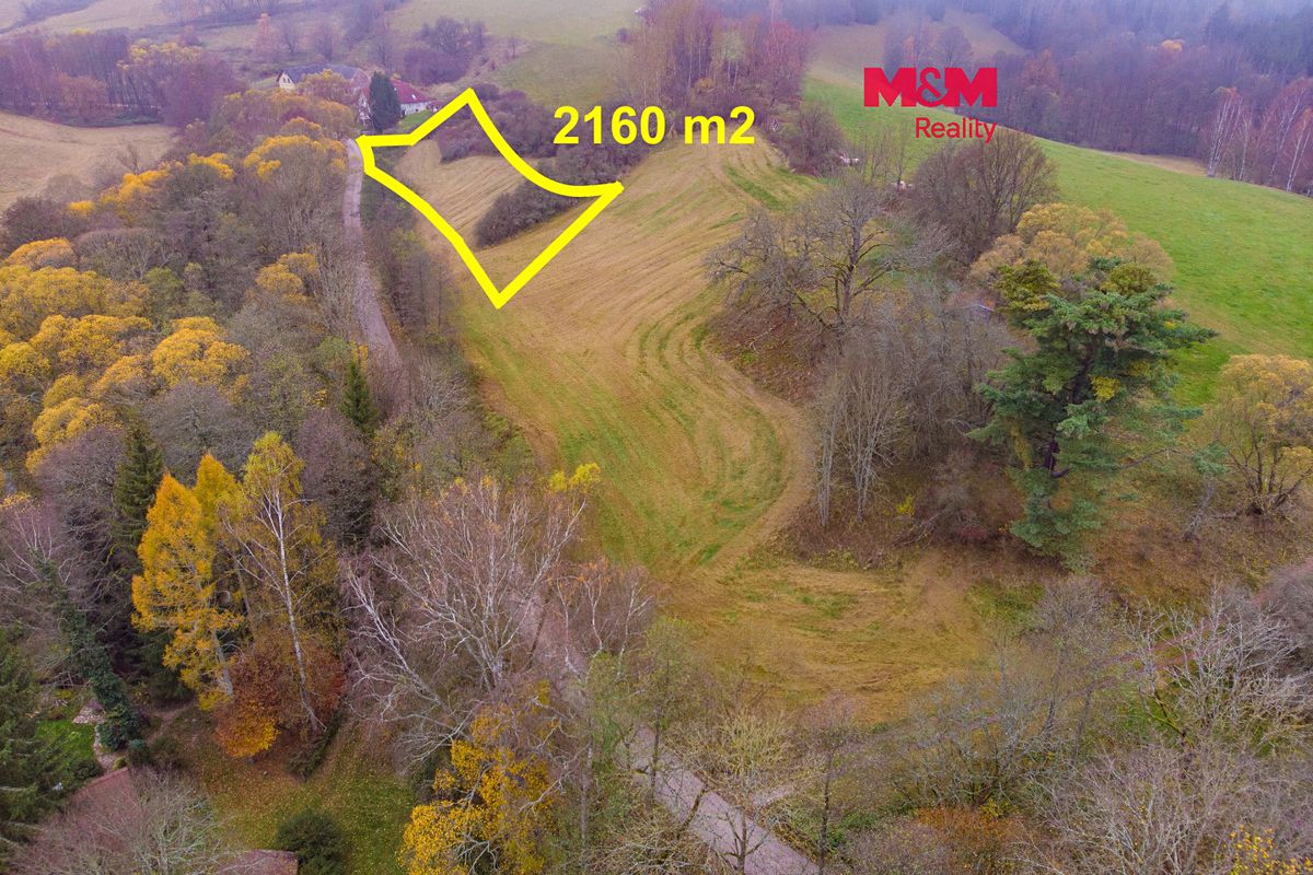 Prodej pole 2160 m²